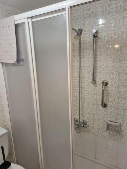 Perforaciones Y Rozas Fernandez Suarez Sl Daire León Dış mekan fotoğraf